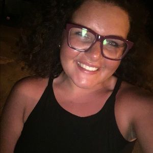 Meet your Posher, Courtney